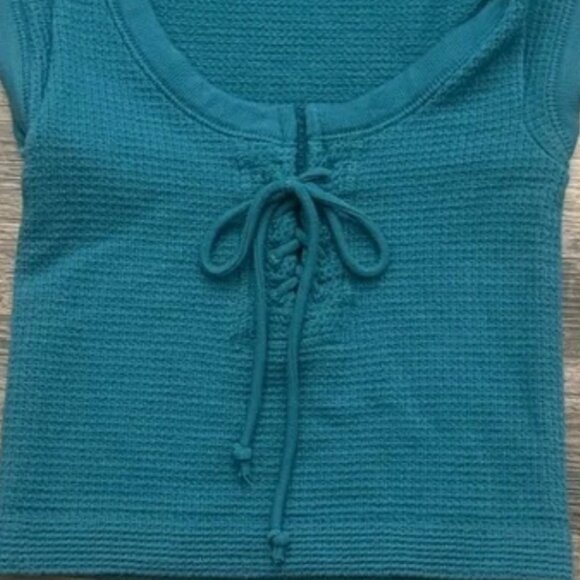 Out From Under Knockout Stretch Seamless Lace-Up Top - Picture 2 of 2